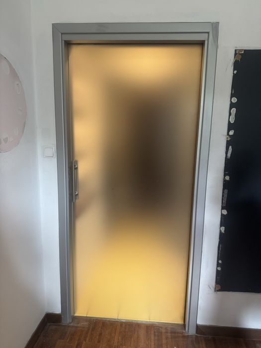 Drzwi szklane przesuwne