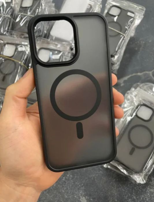 Чехол для iPhone 15 Plus Black Matte with MagSafe MagSafe беспроводне