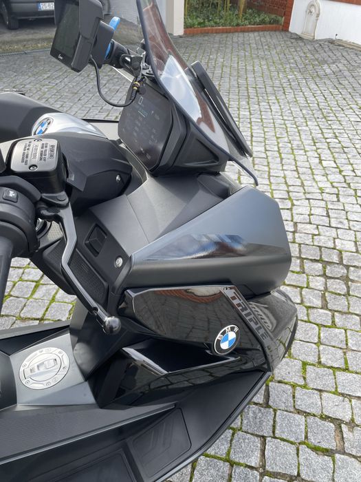 BMW C400GT Triple Black – Impecável – Muitos Extras