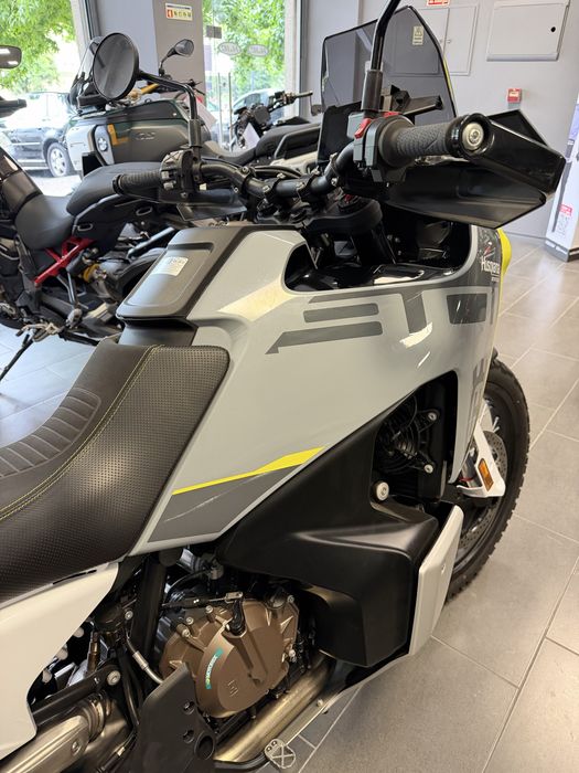 Husqvarna norden 901