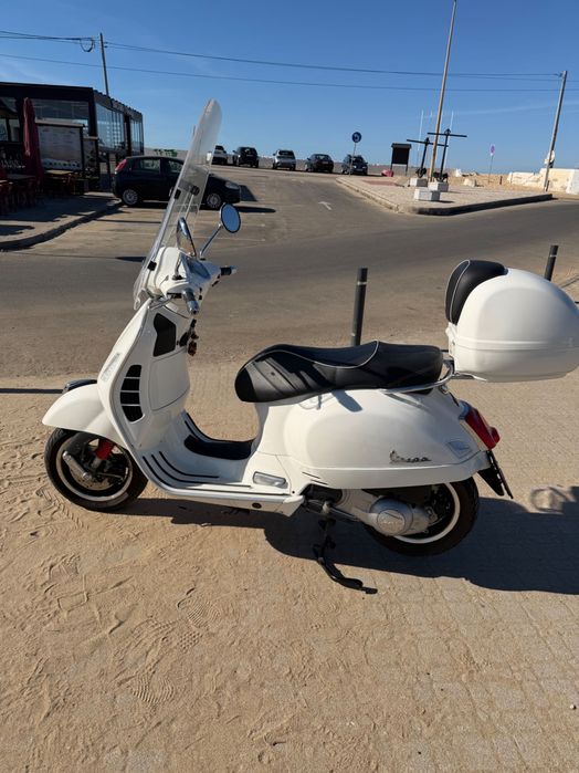Vespa 300 gts super