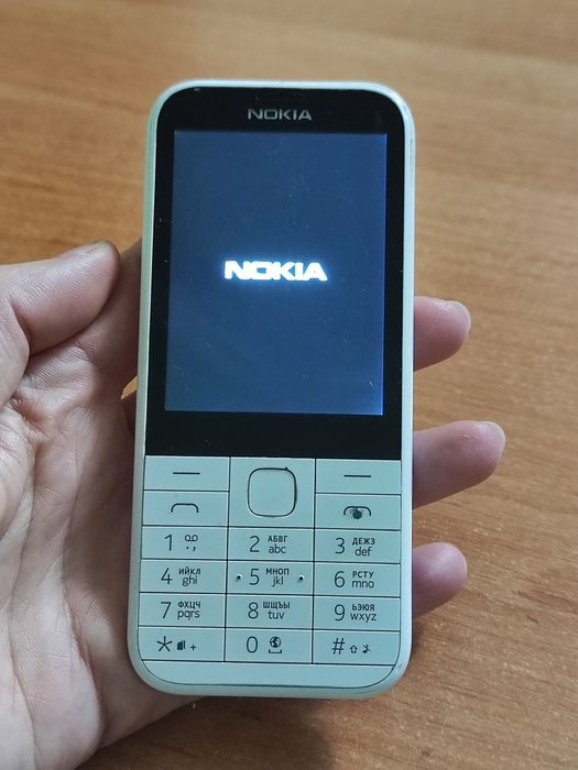 Телефон Nokia 1011