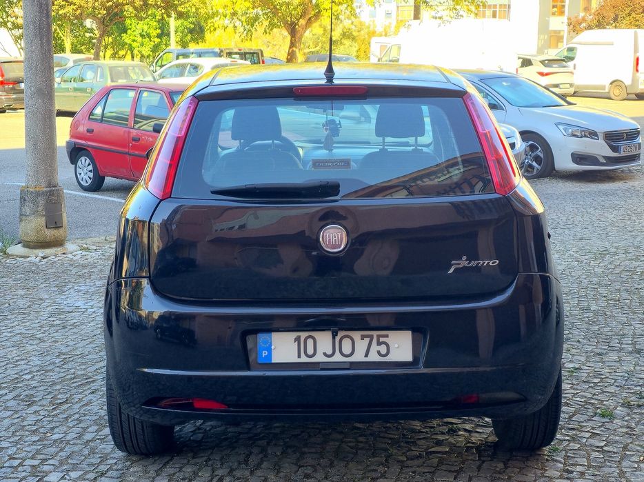 Fiat Grand Punto 1.2 gasolina ano 2010
