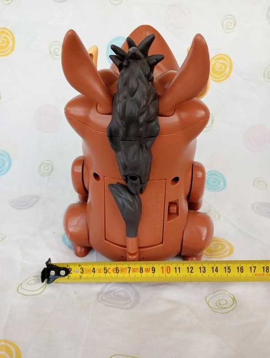 Pumba siesta do Rei leão