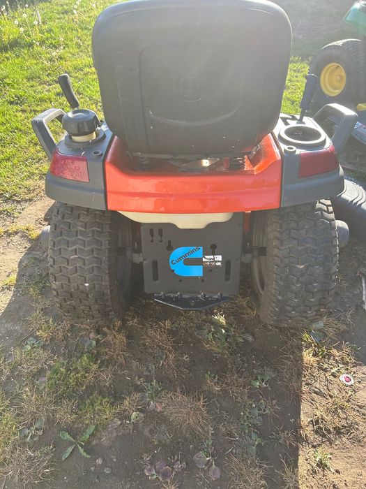 Kosiarki traktorek Johan Deer E 130