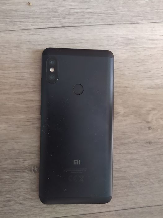 Продам телефон redmi note 5