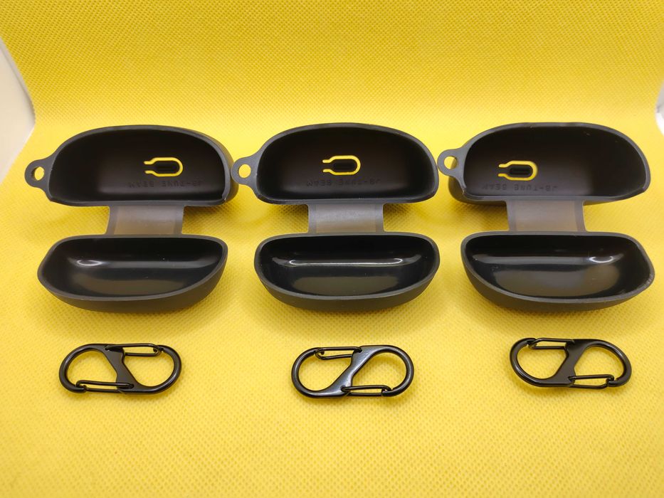 Чехол силиконовый на наушники JBL TUNE BEAM + карабин