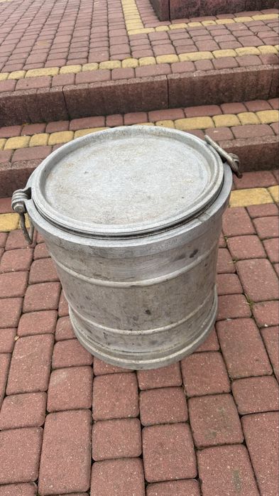 Aluminiowa beczka Wermachtu na proch 1939r.