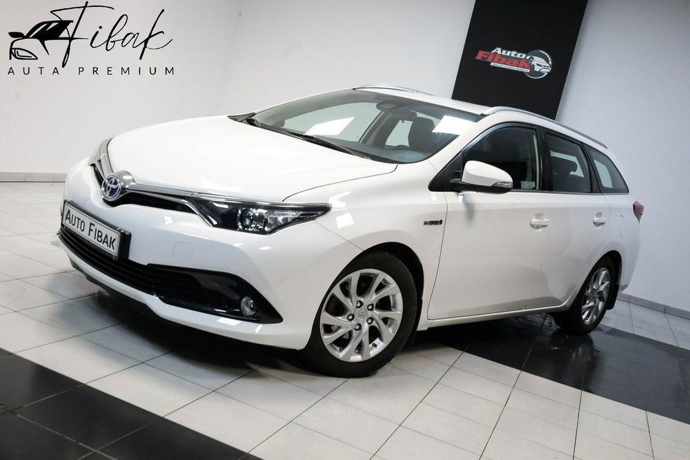 Toyota Auris 1.8 Hybryda+Gaz*Salon Polska*Vat23%