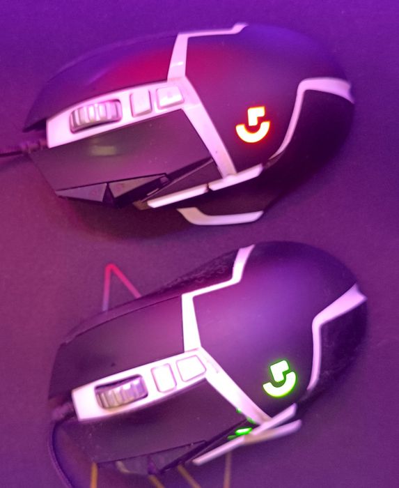 2 ratos Logitech G502 Special Edition 16000DPI Black