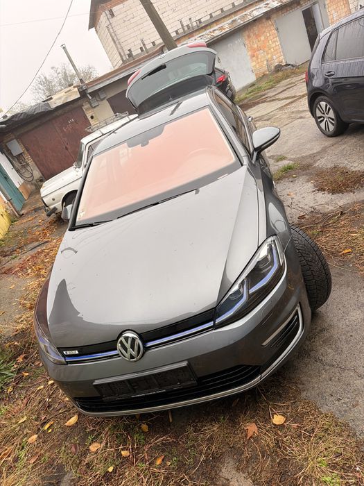 Капот гольф 7 Golf 7 e-Golf Gti