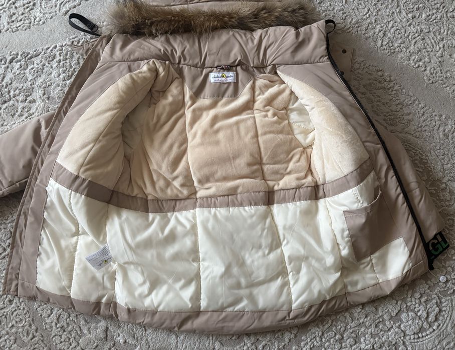 Зимова куртка на/для дівчинки 152-164 холлофайбер