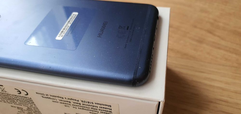 Fajny telefonik Huawei Mate 10 Lite wraz z pudełkiem 4/64