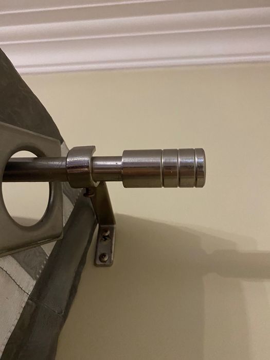 Cortina + varão como novo