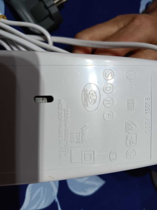 ESPREMEDOR elétrico de frutas e legumes, Faca elétrica Moulinex