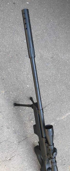 Снайперська гвинтівка 93 см, оптичний прицiл з лазерною крапкою, сошки