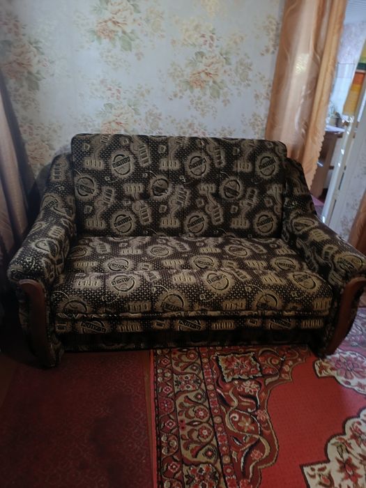 продам диван-канапе
