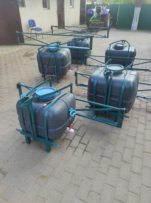 Оприскувач Опрыскиватель  для мінітрактора та трактора.від 5 до 10 м