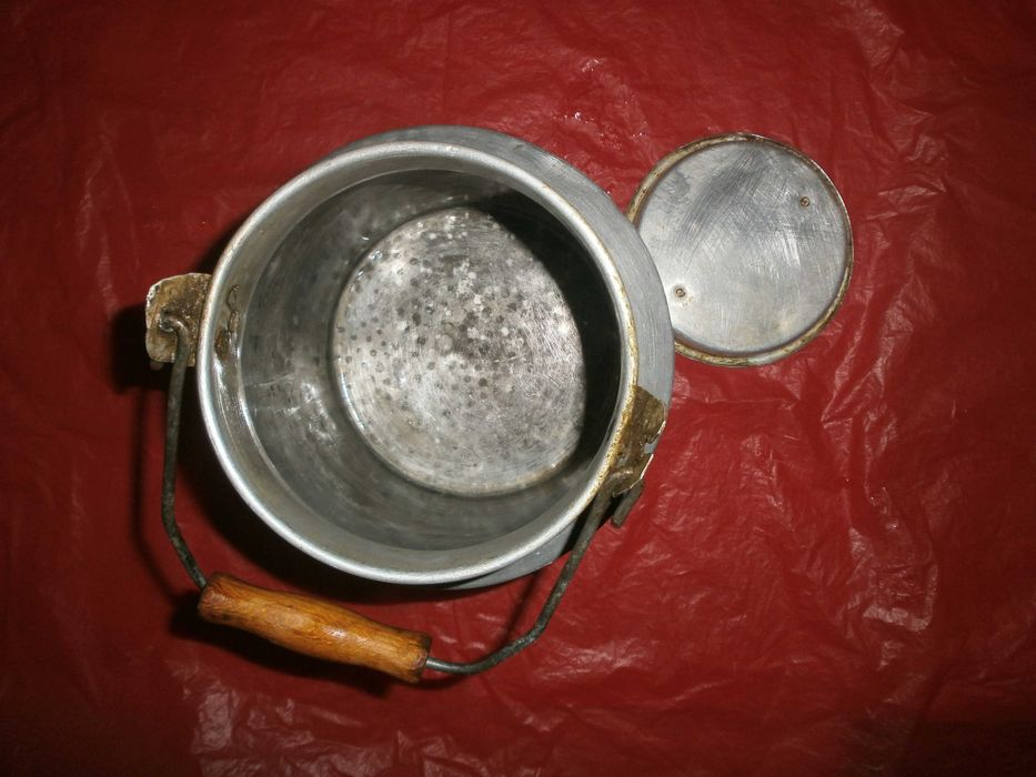 Бидон СССР     .