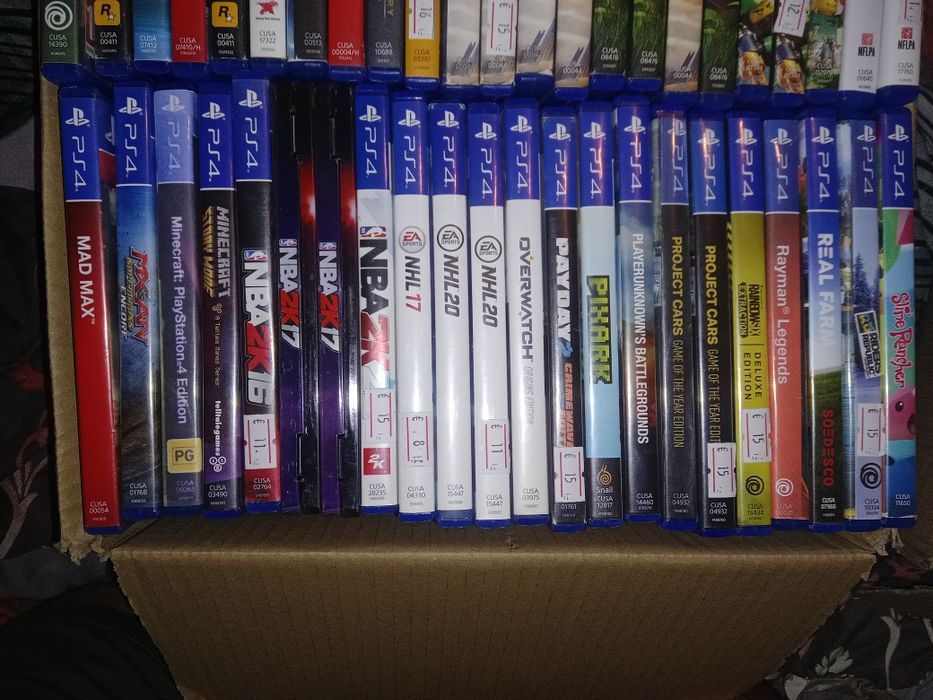 Gry na PS4 ps5 kolekcja