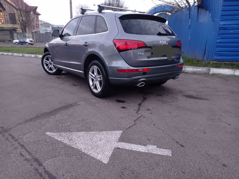 Audi q5 2 л бензин в Україні