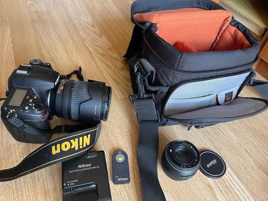 Фотоапарат Nikon D7000 18-105VR Kit + гелиос 81Н 50мм (портрет)+ сумка