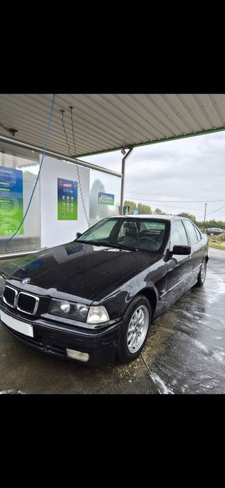 BMW 318 TDS Sedan Diesel foto 3