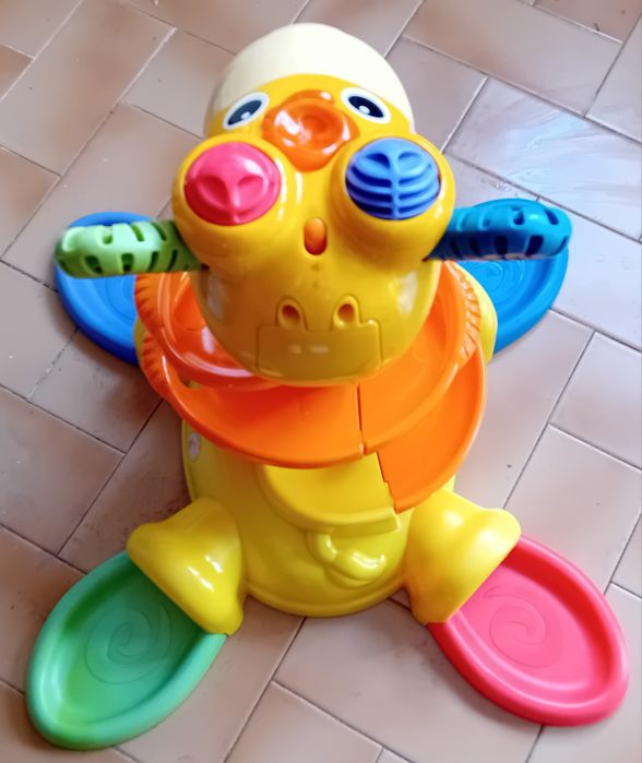 Brinquedo Girafa Musical Fischer Price