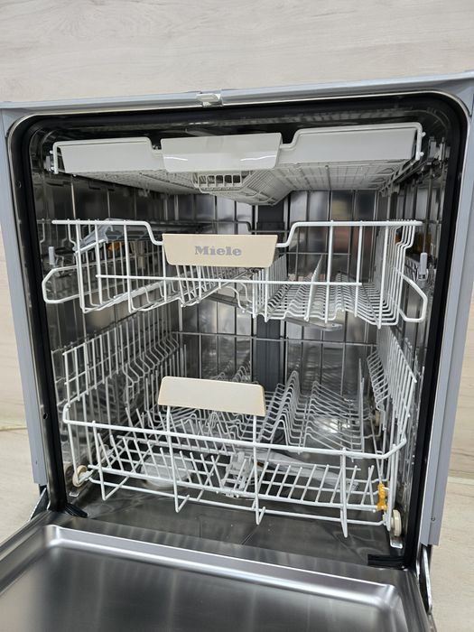 Помсудомийка GG5210 Active Plus 23р Чюдовий стан Мін.Пробіг