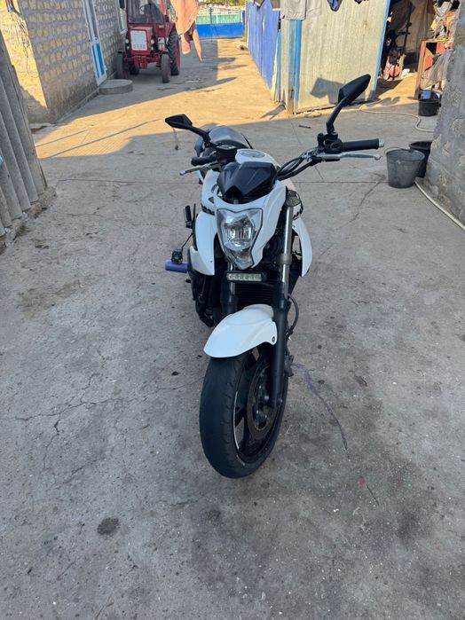 Продам мотоцикл ямаху xj6