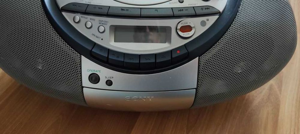 Radiomagnetofon Sony CD CFD-S35CP Pilot idealny stan