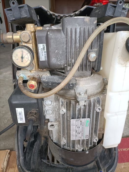 Maquina lavar a pressão