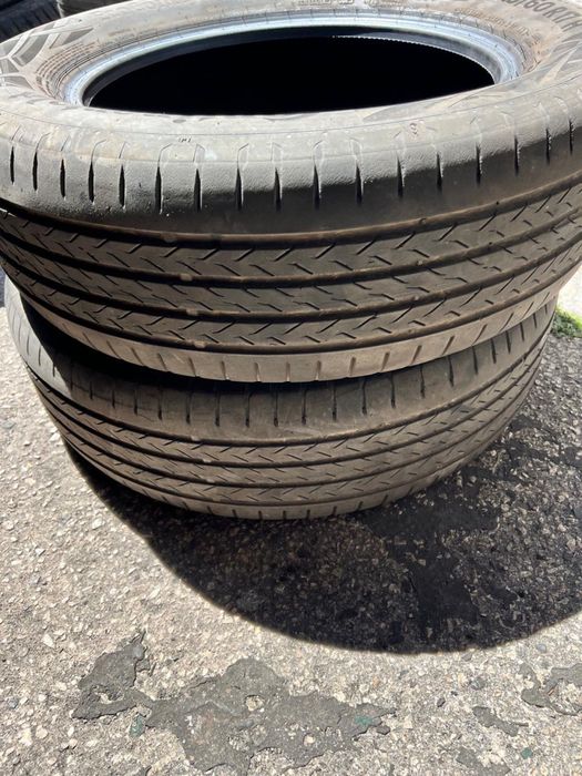 215/60/17  Continental 2 pneus