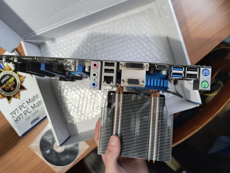 MSI Z97 PC MATE + i5-4590 + 16GB DDR3 MHz