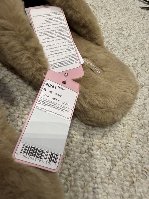 Kapcie z futerka Deezee / 40-41 / nowe z metką