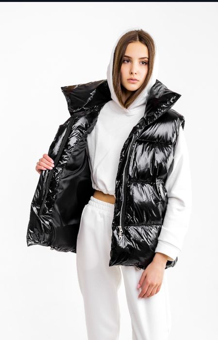 Жилетка блискуча жіноча