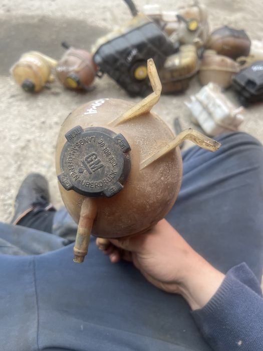 бачок расширительный опель кадет opel kadet