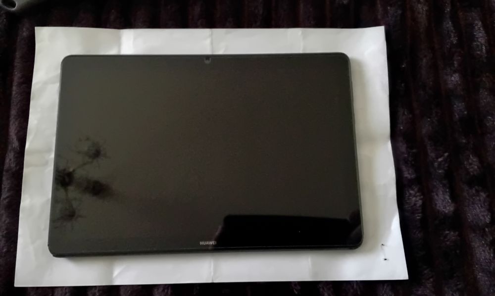 Планшетний ПК HUAWEI T5 10.1 LTE 3 GB+32 GB (чорний)