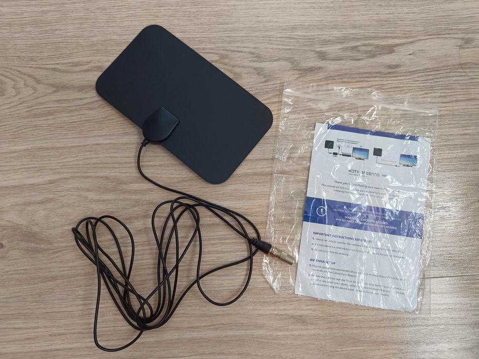 Antena pokojowa z przejściówką