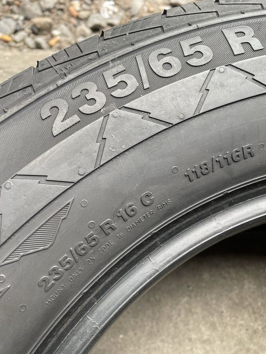 235/65 R16C Continental /2шт/ 2022рік.