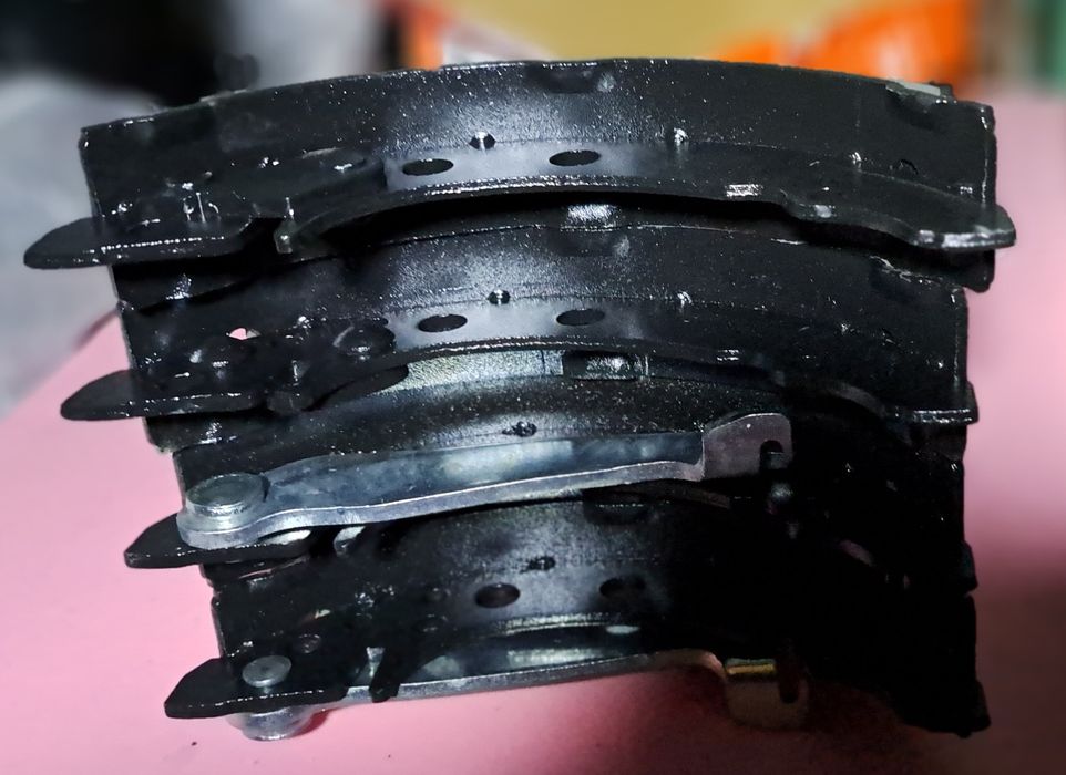 Задні колодки гальм TRW GS8166 - комплект.  Для Skoda, W, Audi, Seat