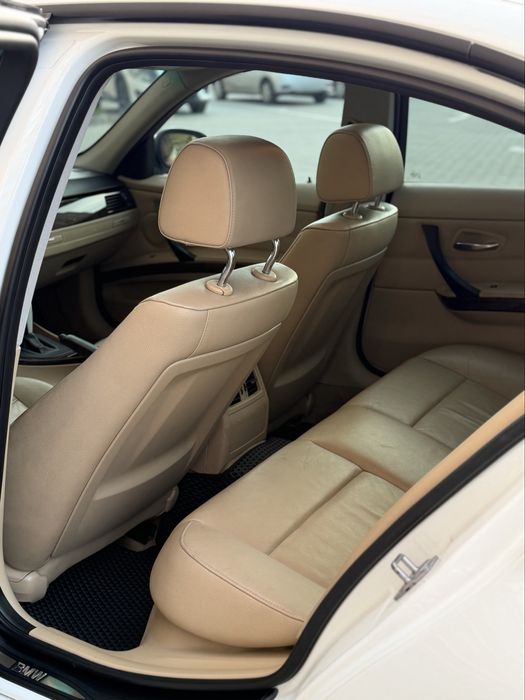 BMW 3 e90 Rest 3.0 2010