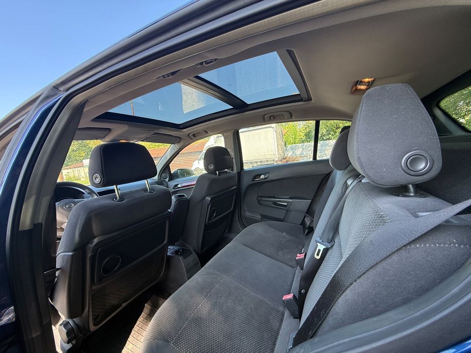 Opel Astra H 1,9tdci 2005