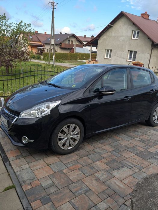 Peugeot 208 Peugeot 208 SALON PL