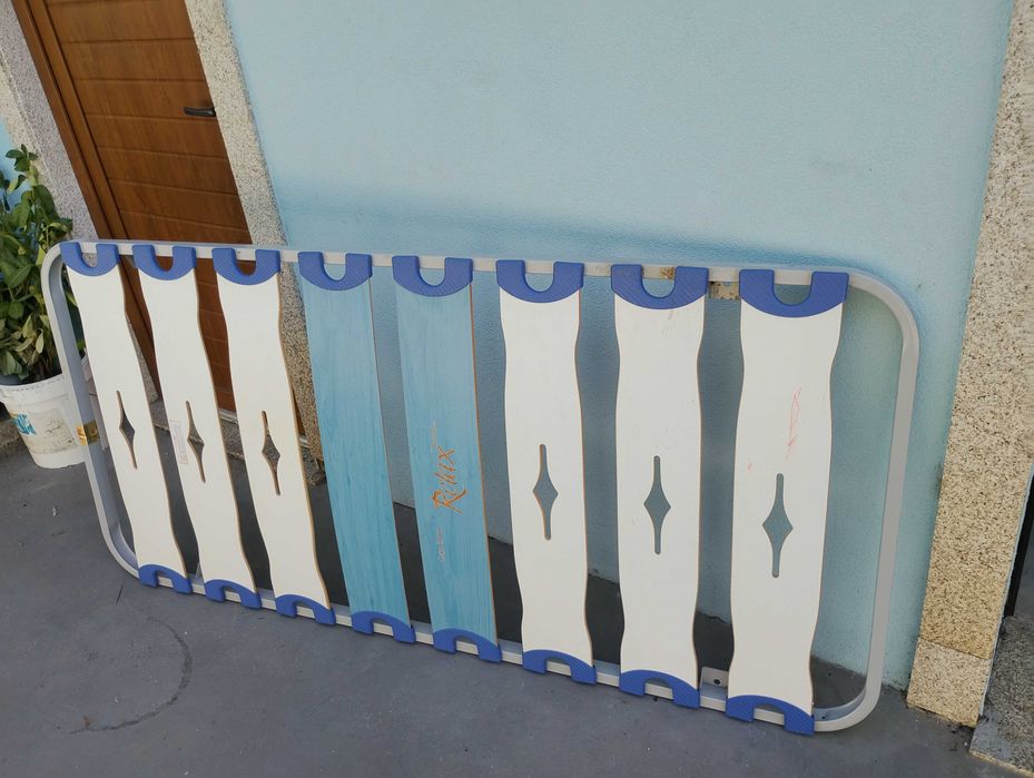 Estrado de cama de solteiro