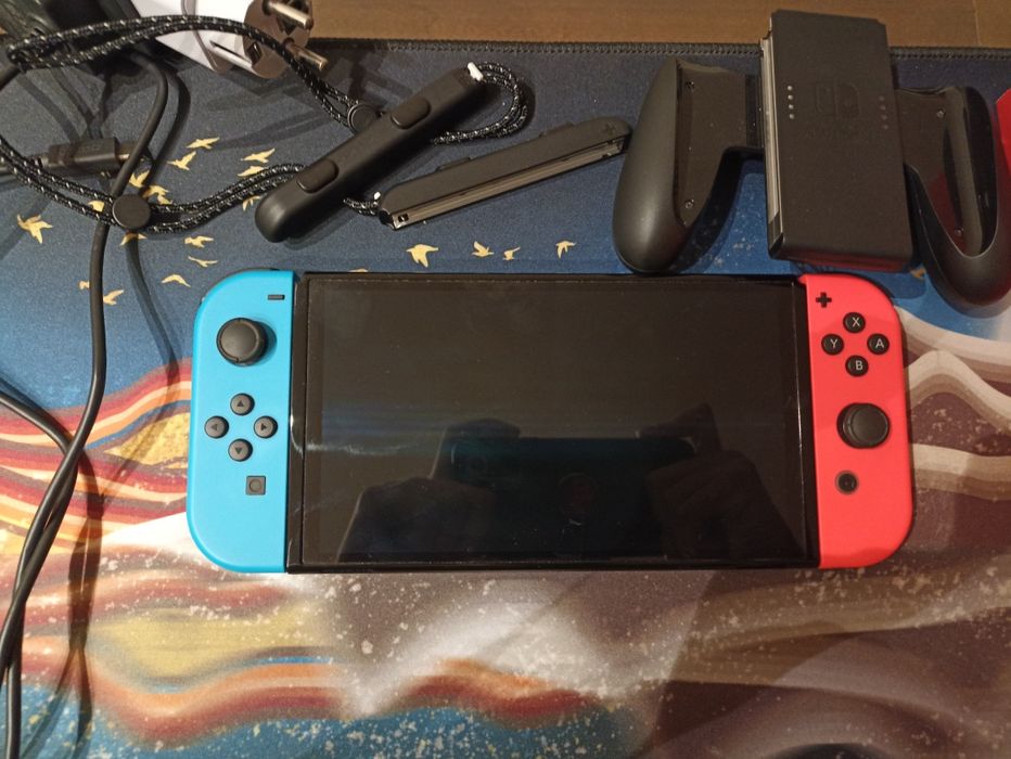 Nintendo switch OLED в ідеальному состояние + мини бонус