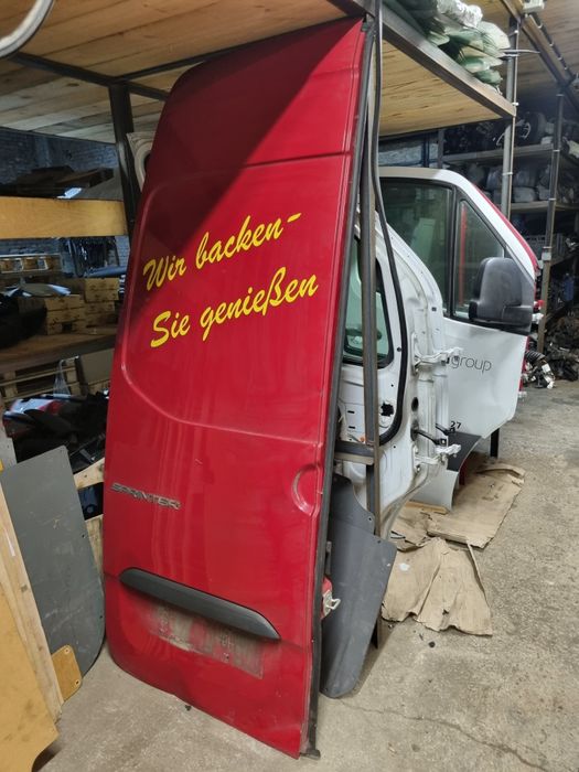 Дверка задня ліва L висока глуха двері Mercedes Sprinter A910 W910 910