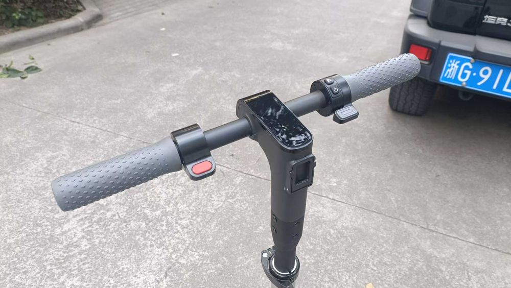 НОВИНКА! Електросамокат Fold X, зручне вертикальне переміщення (ОПТ)