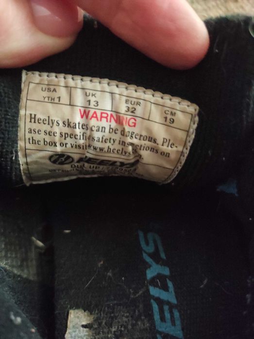 Роликові кросовки Heelys