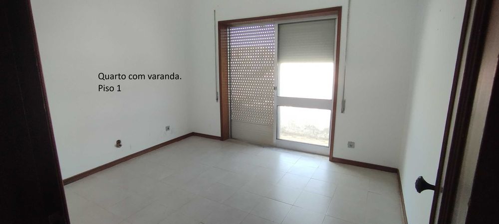 moradia bifamiliar